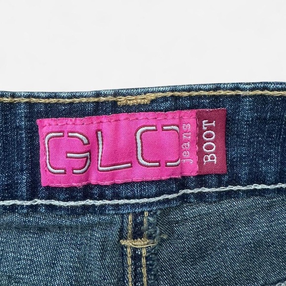 Vintage Y2K dark wash navy blue bootcut flare jeans w/ unique back pocket design - Picture 3 of 6